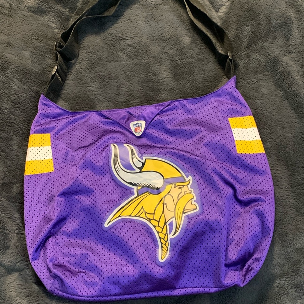 Minnesota Vikings Ladies Totebag/Purse Excellent Condition, Super Cute!